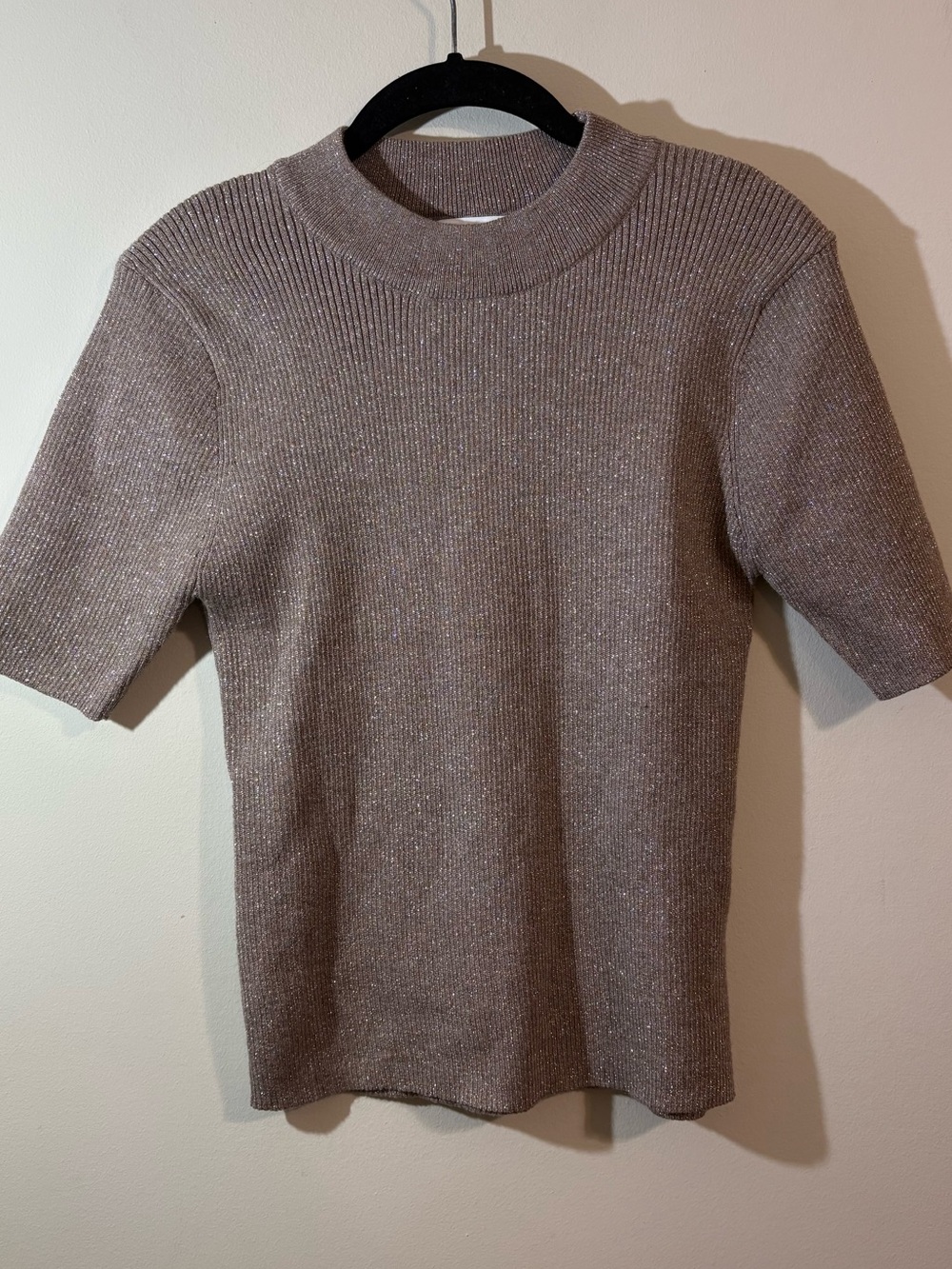 Staccato sweater women’s medium beige ribbed short sleeve metallic shimmer